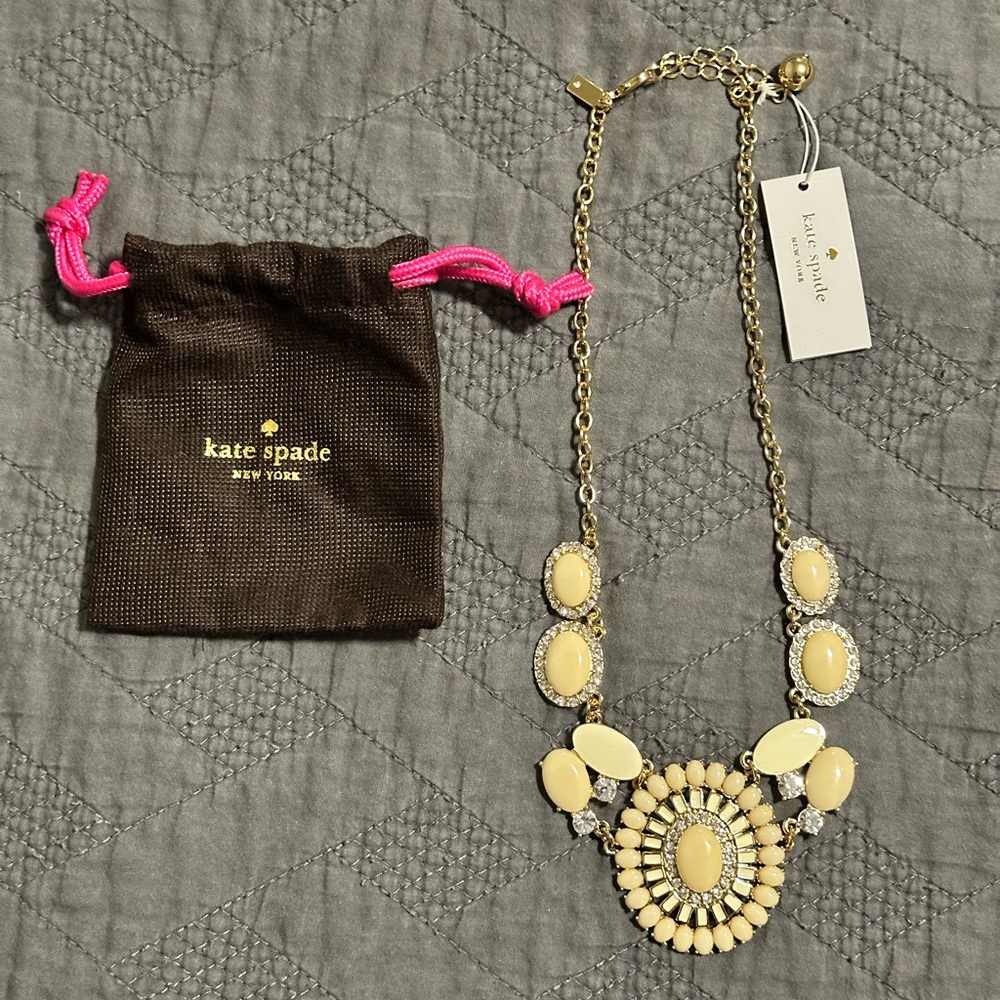 NWT Kate Spade Capri Gold Cream Statement Necklace